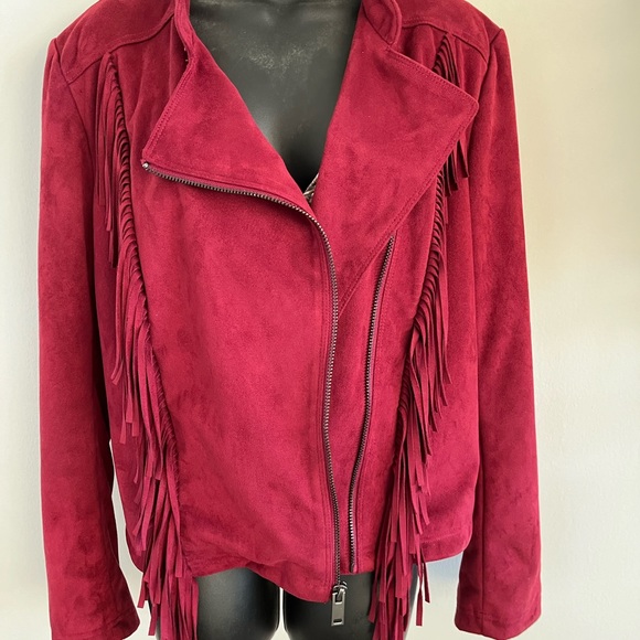 Get the look! Black Rivet Crandberry Suede Moto Jacket - Picture 3 of 7